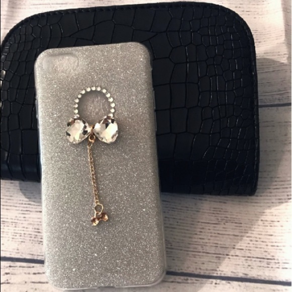 🛍SALE🛍IPhone 8Plus Crystal Bow Glitter Case - Picture 4 of 7